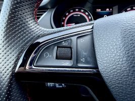 Skoda Octavia Combi RS 2.0 TDI DSG 4x4 /LED/ACC/CAM/ in Schwarz als Kombi - Fahrzeugfoto 15