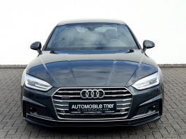 Audi A5 Coupe 2.0 TFSI quattro S line Sport Plus in Grau als Sportwagen/Coupé - Fahrzeugfoto 2