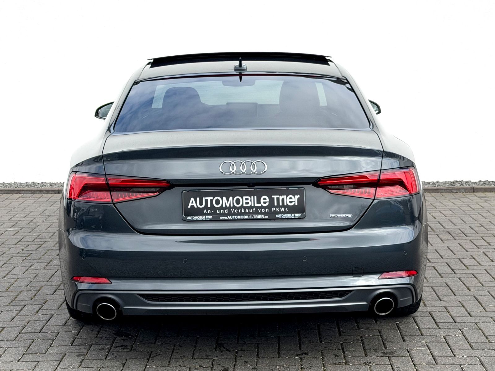 Audi A5 Coupe 2.0 TFSI quattro S line Sport Plus - Bild 6 Audi A5 Coupe 2.0 TFSI quattro S line Sport Plus in Grau als Sportwagen/Coupé - Fahrzeugfoto 6