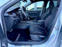 Skoda Octavia Combi RS 2.0 TDI DSG /LED/CAM/HUD/AHK/ in Silber als Kombi - Fahrzeugfoto 9