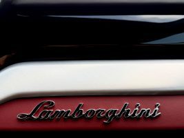Lamborghini Urus /NAVI/LED/ACC/HUD/MASSAGE/360°CAM/ in Grau als SUV/Geländewagen/Pickup - Fahrzeugfoto 17