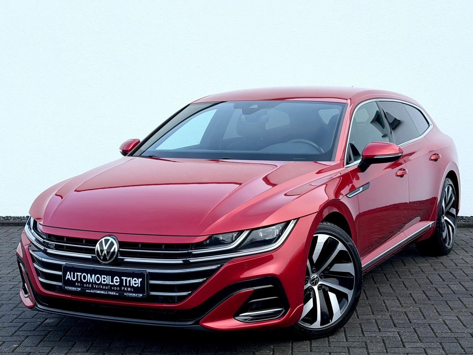 Volkswagen Arteon Shooting Brake R Line 2.0 TDI DSG 1.HAND in Rot als Kombi - Fahrzeugfoto 1