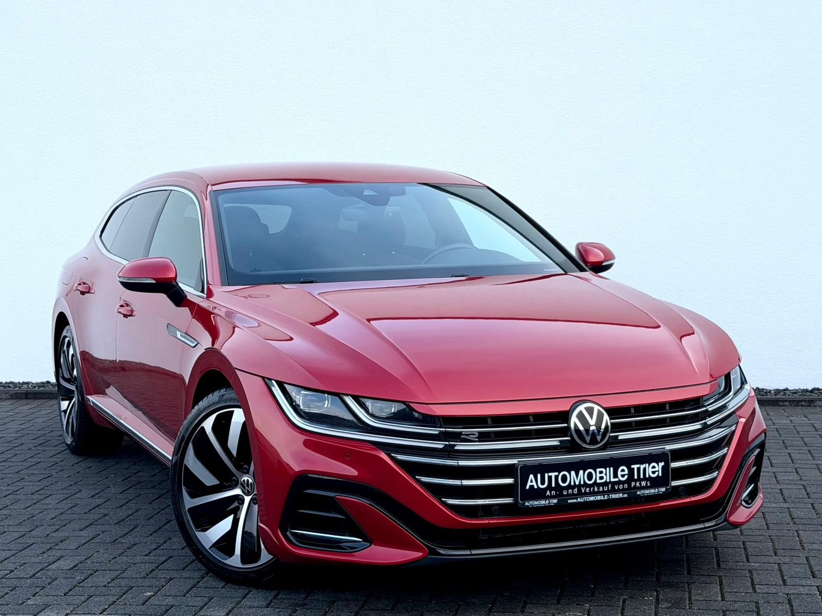 Volkswagen Arteon Shooting Brake R Line 2.0 TDI DSG 1.HAND - Bild 3 Volkswagen Arteon Shooting Brake R Line 2.0 TDI DSG 1.HAND in KINGS RED als Kombi - Fahrzeugfoto 3