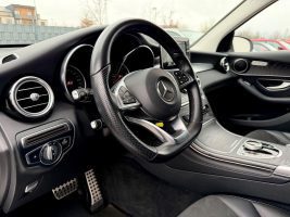 Mercedes-Benz GLC 250 d 4Matic Amg Line / NAVI/LED/AHK/1.HAND/ in Weiß als SUV/Geländewagen/Pickup - Fahrzeugfoto 10