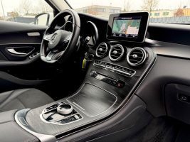 Mercedes-Benz GLC 250 d 4Matic Amg Line / NAVI/LED/AHK/1.HAND/ in Weiß als SUV/Geländewagen/Pickup - Fahrzeugfoto 12