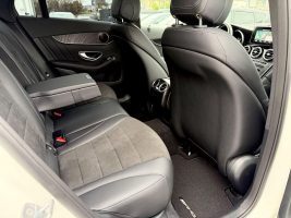Mercedes-Benz GLC 250 d 4Matic Amg Line / NAVI/LED/AHK/1.HAND/ in Weiß als SUV/Geländewagen/Pickup - Fahrzeugfoto 15