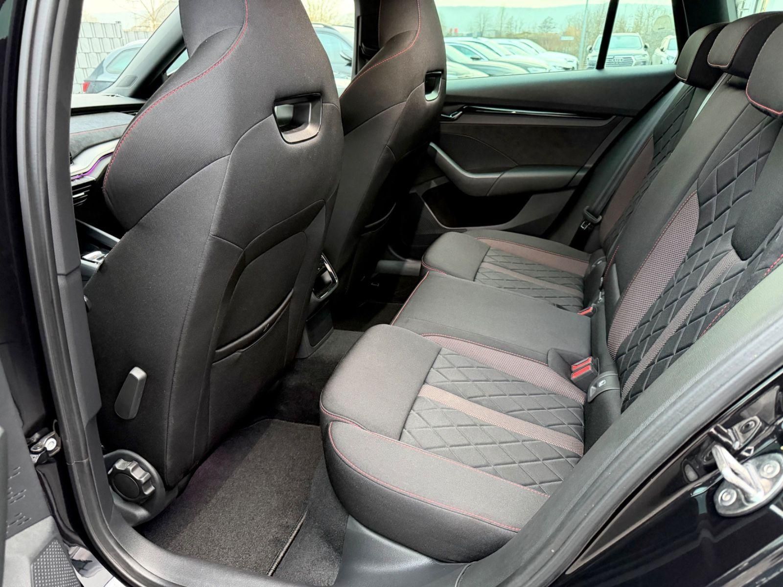 Skoda Octavia Combi RS 2.0 TDI DSG /LED/ACC/1.HAND/ - Bild 14 Skoda Octavia Combi RS 2.0 TDI DSG /LED/ACC/1.HAND/ in CERNA MAGIC/BLACK MAGIC als Kombi - Fahrzeugfoto 14
