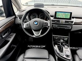 BMW Active Tourer 225 xe Luxury Line /LED/PANO/HUD/ in Silber als Van/Minibus - Fahrzeugfoto 26