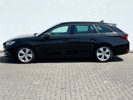 Seat Leon Sportstourer FR 1.5 TSI /LED/ACC/CAM/GARANT in Schwarz als Kombi - Fahrzeugfoto 8