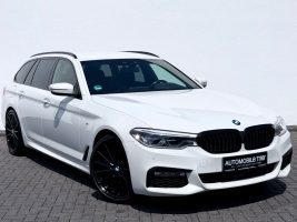 BMW 540i Touring xDrive M Sport Paket /LED/ACC/HUD/ in Weiß als Kombi - Fahrzeugfoto 3