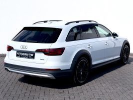 Audi A4 Allroad 2.0 TDI quattro/NAVI/LED/PDC/GARANTIE in Weiß als Kombi - Fahrzeugfoto 5
