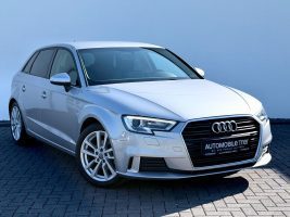 Audi A3 Sportback sport 35 TFSI /NAVI/LED/PDC/GARANT in Silber als Limousine - Fahrzeugfoto 3