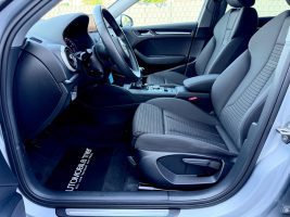 Audi A3 Sportback sport 35 TFSI /NAVI/LED/PDC/GARANT in Silber als Limousine - Fahrzeugfoto 9