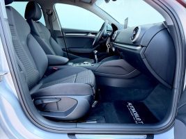 Audi A3 Sportback sport 35 TFSI /NAVI/LED/PDC/GARANT in Silber als Limousine - Fahrzeugfoto 13
