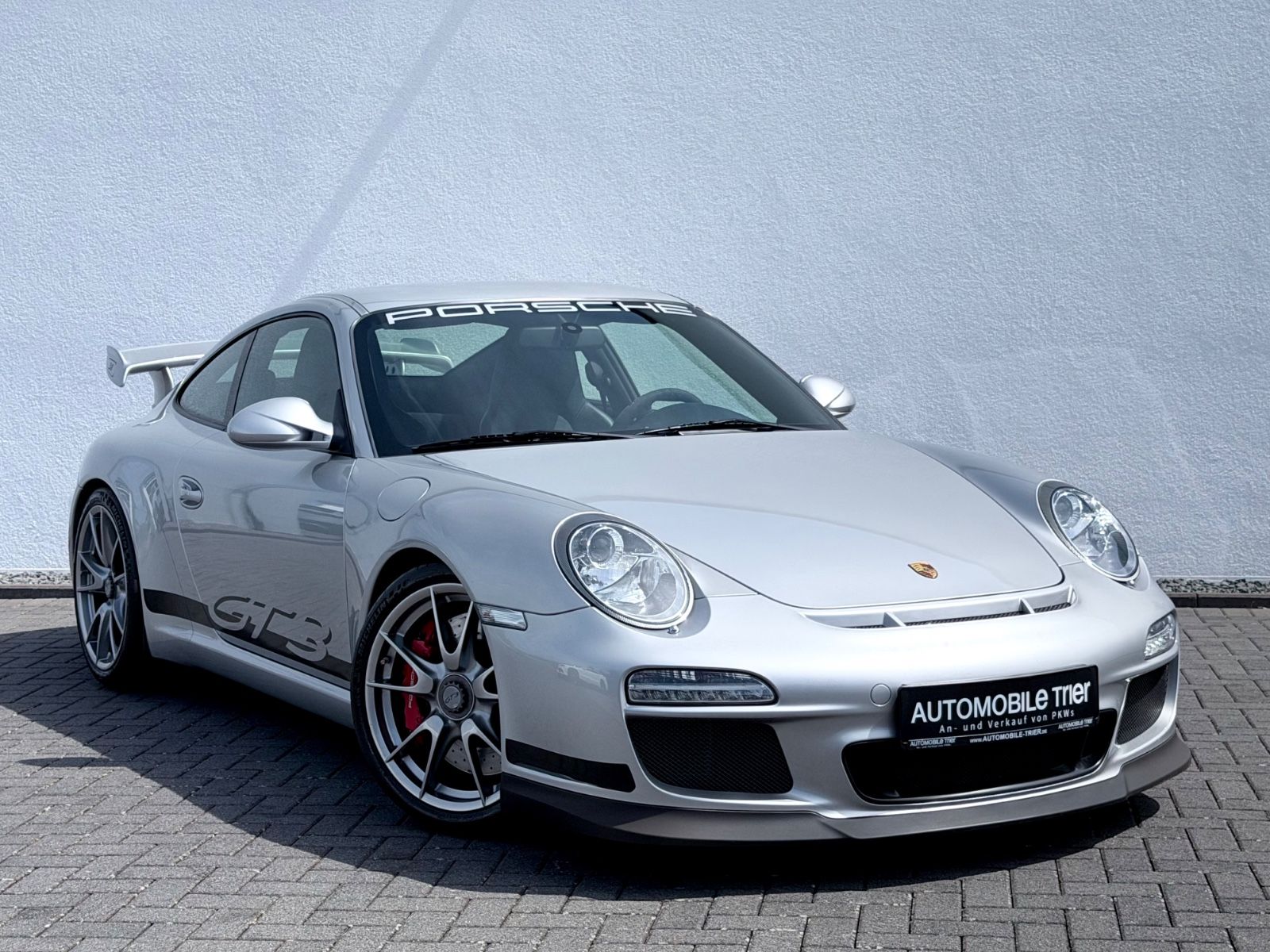 Porsche 911 GT3 3.8 /SCHALTER/KLIMA/TOP ZUSTAND/ - Bild 3 Porsche 911 GT3 3.8 /SCHALTER/KLIMA/TOP ZUSTAND/ in Silber als Sportwagen/Coupé - Fahrzeugfoto 3