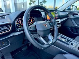 Cupra Formentor 1.4 e-Hybrid /NAVI/LED/ACC/1.HAND/ in Grau als SUV/Geländewagen/Pickup - Fahrzeugfoto 10