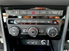 Cupra Ateca VZ 2.0 TSI DSG 4Drive /NAVI/LED/ACC/360CAM in Grau als SUV/Geländewagen/Pickup - Fahrzeugfoto 21