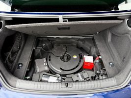 Audi A6 Limo 55 TFSI quattro S line Sport Plus Paket in Blau als Limousine - Fahrzeugfoto 19