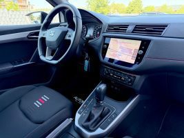 Seat Arona FR /AUTOMATIK/NAVI/CAM/1.HAND/GARANTIE/ in Weiß als SUV/Geländewagen/Pickup - Fahrzeugfoto 11