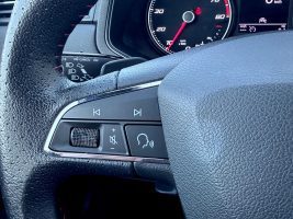 Seat Arona FR /AUTOMATIK/NAVI/CAM/1.HAND/GARANTIE/ in Weiß als SUV/Geländewagen/Pickup - Fahrzeugfoto 14