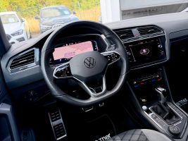 Volkswagen Tiguan R-Line 2.0 TDI DSG 4M /IQ LIGHT/20''/AHK/ in Grau als SUV/Geländewagen/Pickup - Fahrzeugfoto 10