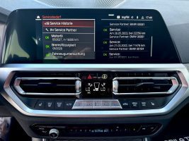 BMW 320i Touring M Sport Paket *Navi*LED*Garantie* in Weiß als Kombi - Fahrzeugfoto 19