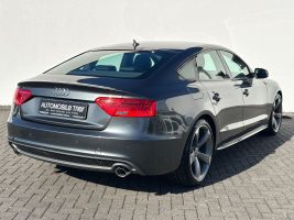Audi A5 Sportback 3.0 TDI quattro S line Sport Plus in Grau als Limousine - Fahrzeugfoto 5