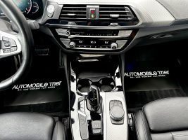 BMW X4 30d xDrive M Sport Paket in Weiß als SUV/Geländewagen/Pickup - Fahrzeugfoto 21