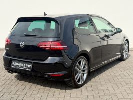 Volkswagen Golf 7 1.4 TSI R Line/NAVI/BI-XENON/PDC/GARANTIE in Schwarz als Kleinwagen - Fahrzeugfoto 5