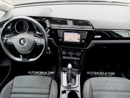 Volkswagen Touran Highline 1.8 TSI DSG /NAVI/LED/ACC/CAM/ in Schwarz als Van/Minibus - Fahrzeugfoto 9