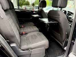 Volkswagen Touran Highline 1.8 TSI DSG /NAVI/LED/ACC/CAM/ in Schwarz als Van/Minibus - Fahrzeugfoto 12