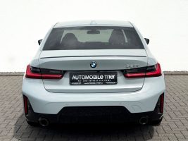 BMW 320i M Sport Paket /LED/ACC/HUD/360°CAM/GARANTIE in Grau als Limousine - Fahrzeugfoto 6