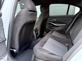 BMW 320i M Sport Paket /LED/ACC/HUD/360°CAM/GARANTIE in Grau als Limousine - Fahrzeugfoto 14