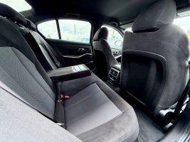 BMW 320i M Sport Paket /LED/ACC/HUD/360°CAM/GARANTIE in Grau als Limousine - Fahrzeugfoto 15