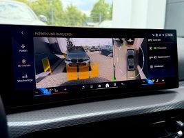 BMW 320i M Sport Paket /LED/ACC/HUD/360°CAM/GARANTIE in Grau als Limousine - Fahrzeugfoto 19