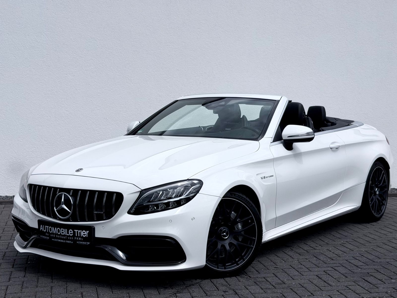 Mercedes-Benz C 63 AMG Cabrio /LED/ACC/HUD/BURM/CAM/GARANTIE/ in Weiß als Cabrio/Roadster - Fahrzeugfoto 1