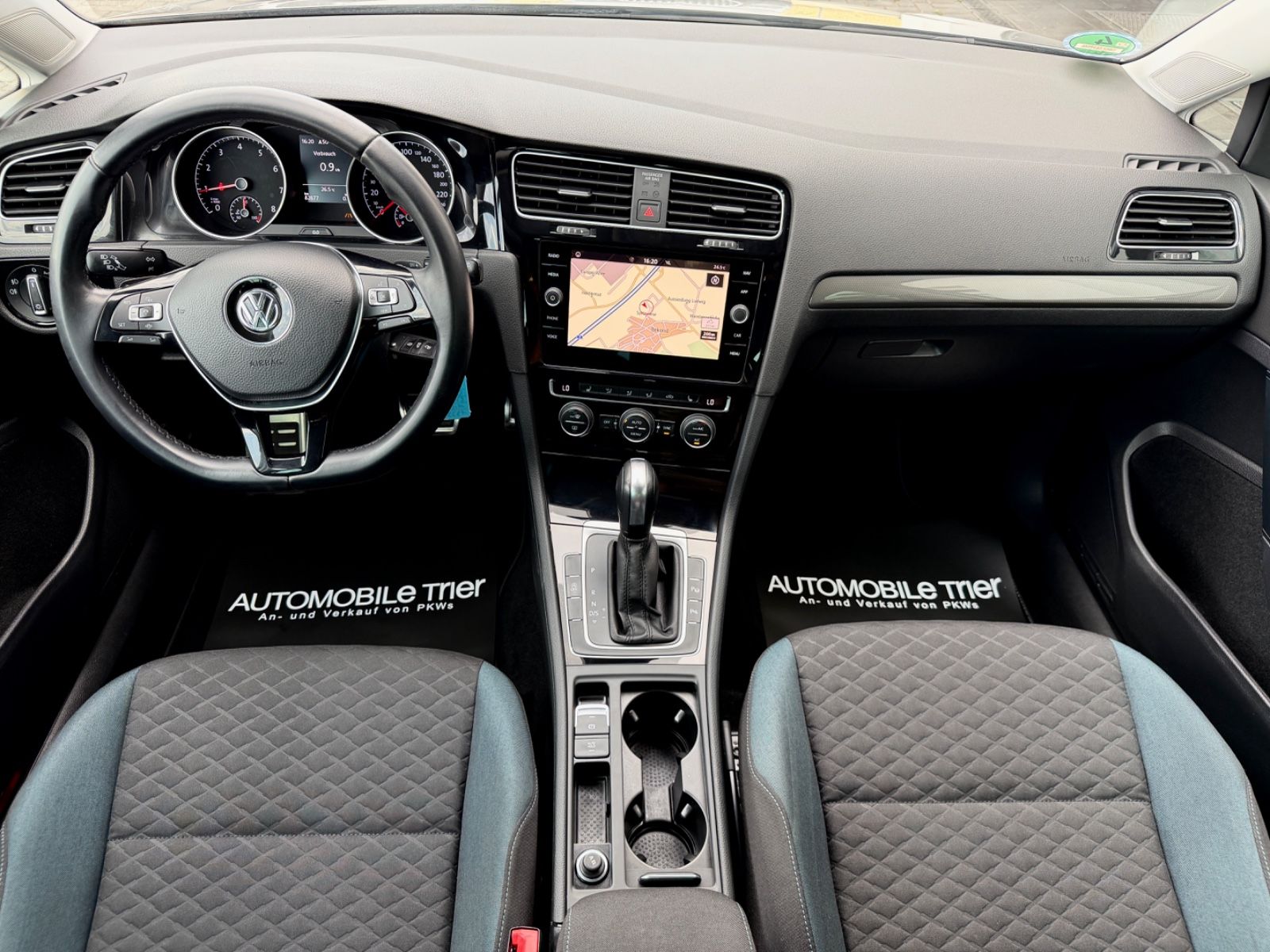 Volkswagen Golf 7 Lim. 1.5 TSI DSG IQ.DRIVE /LED/ACC/GARANT - Bild 10 Volkswagen Golf 7 Lim. 1.5 TSI DSG IQ.DRIVE /LED/ACC/GARANT in TUNGSTEN SILVER als Limousine - Fahrzeugfoto 10
