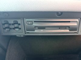 Volkswagen Golf 7 Lim. 1.5 TSI DSG IQ.DRIVE /LED/ACC/GARANT in Silber als Limousine - Fahrzeugfoto 20