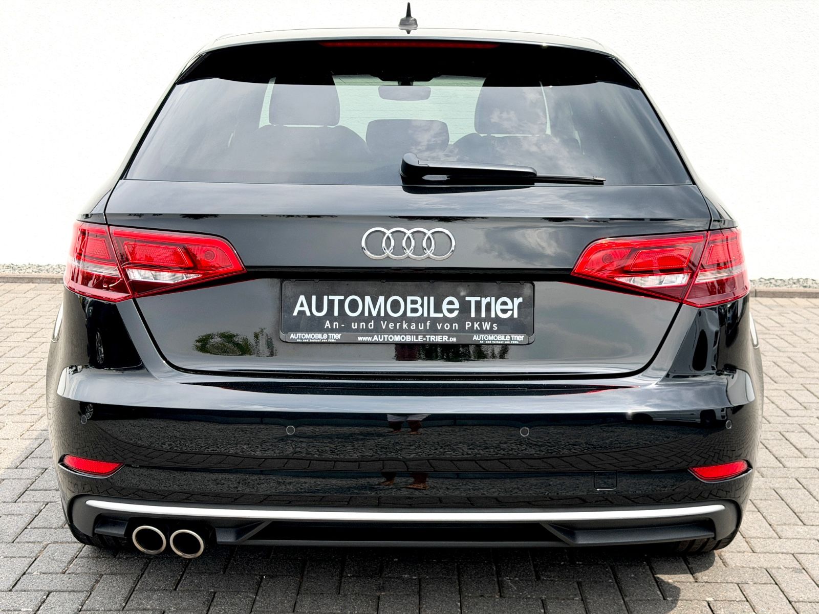 Audi A3 Sportback 35 TDI sport /LED/ACC/PDC/GARANTIE/ - Bild 6 Audi A3 Sportback 35 TDI sport /LED/ACC/PDC/GARANTIE/ in Mythosschwarz Metallic als Limousine - Fahrzeugfoto 6