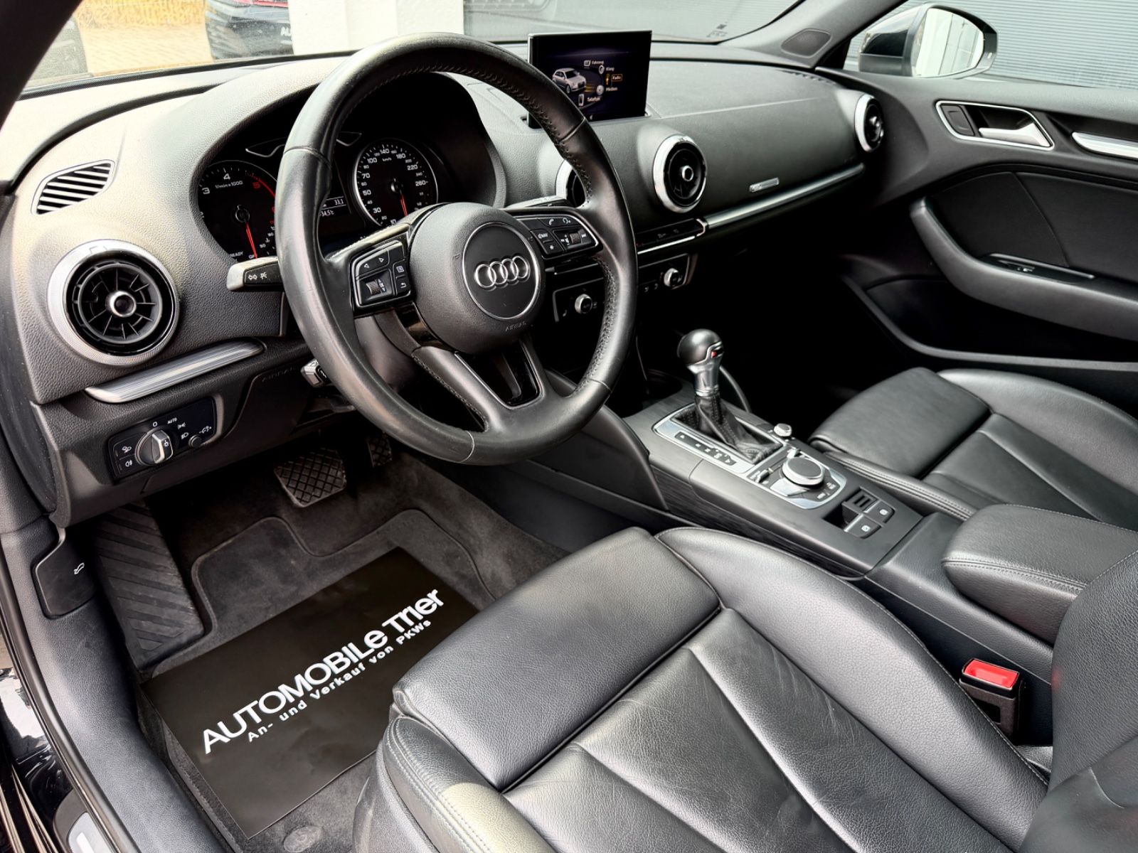 Audi A3 Sportback 35 TDI sport /LED/ACC/PDC/GARANTIE/ - Bild 12 Audi A3 Sportback 35 TDI sport /LED/ACC/PDC/GARANTIE/ in Mythosschwarz Metallic als Limousine - Fahrzeugfoto 12