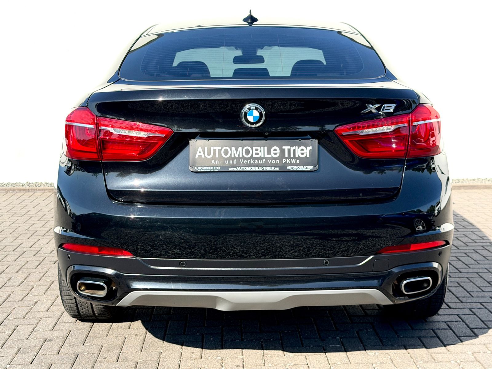 BMW X6 xDrive 30 d*Garantie*Navi*Voll* - Bild 6 BMW X6 xDrive 30 d*Garantie*Navi*Voll* in SAPHIRSCHWARZ als SUV/Geländewagen/Pickup - Fahrzeugfoto 6