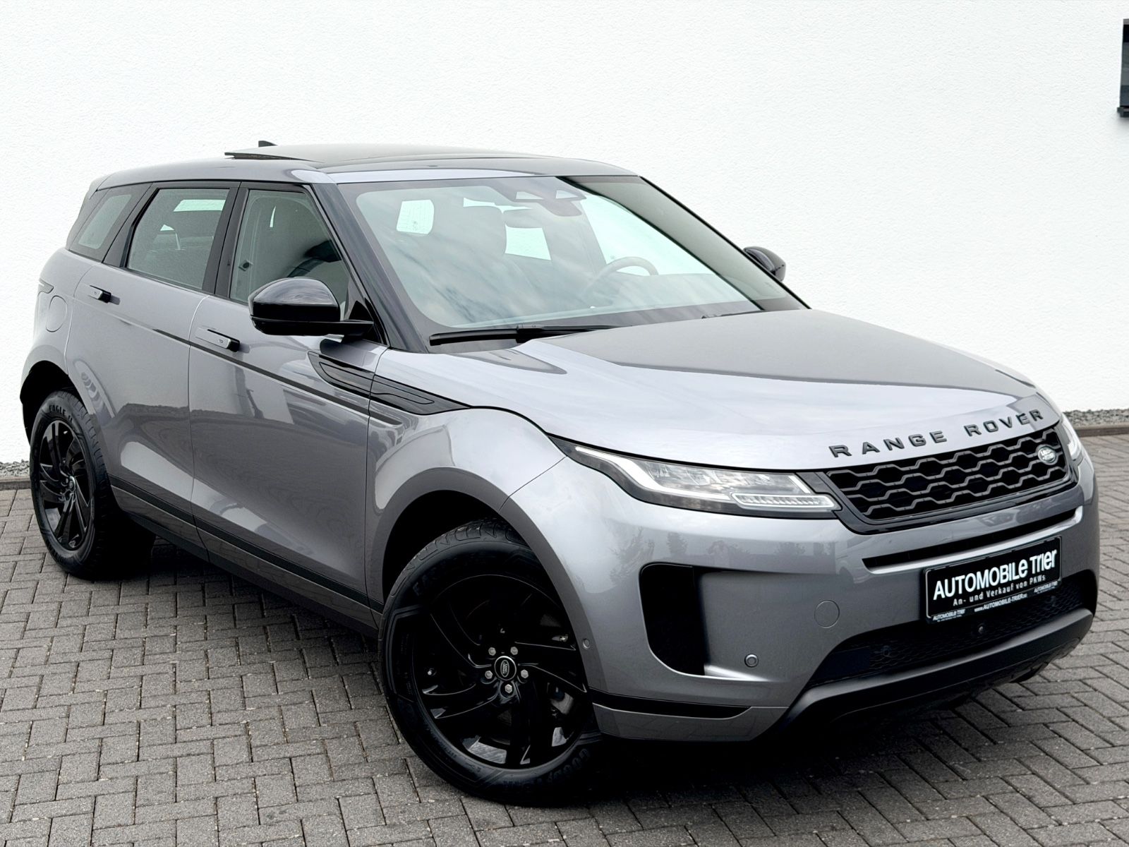 Land Rover Range Rover Evoque *Navi*Leder*360 Cam* - Bild 3 Land Rover Range Rover Evoque *Navi*Leder*360 Cam* in Grau als SUV/Geländewagen/Pickup - Fahrzeugfoto 3