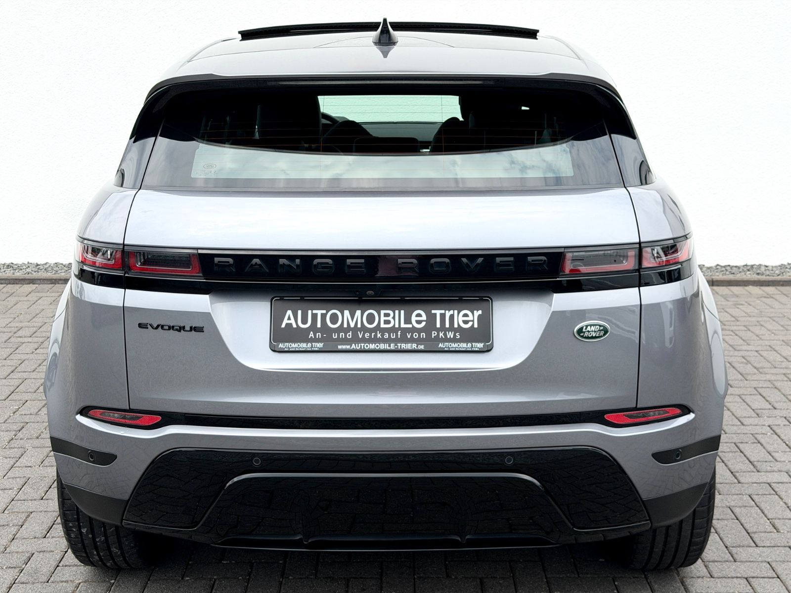 Land Rover Range Rover Evoque *Navi*Leder*360 Cam* - Bild 6 Land Rover Range Rover Evoque *Navi*Leder*360 Cam* in Grau als SUV/Geländewagen/Pickup - Fahrzeugfoto 6