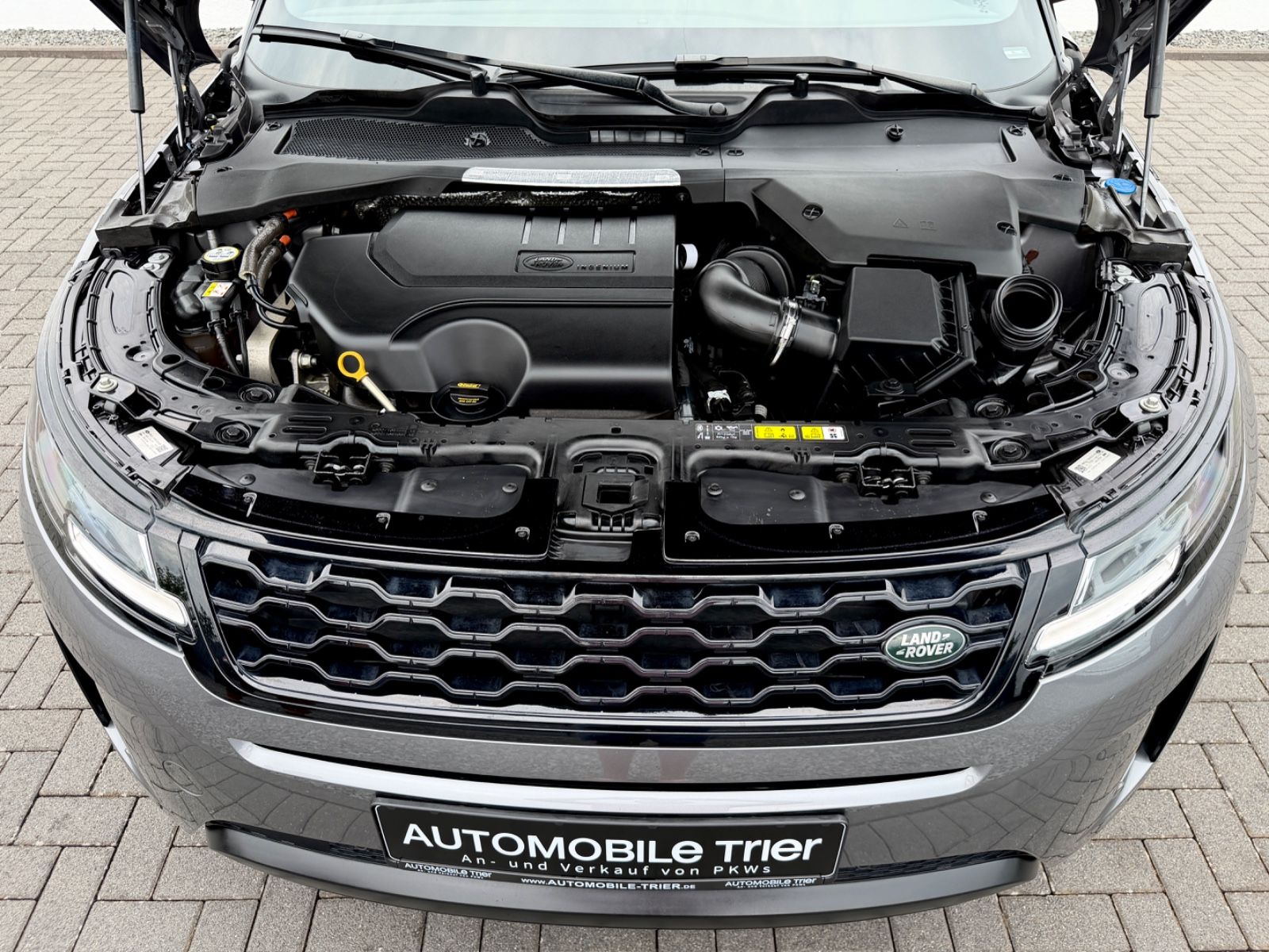 Land Rover Range Rover Evoque *Navi*Leder*360 Cam* - Bild 20 Land Rover Range Rover Evoque *Navi*Leder*360 Cam* in Grau als SUV/Geländewagen/Pickup - Fahrzeugfoto 20