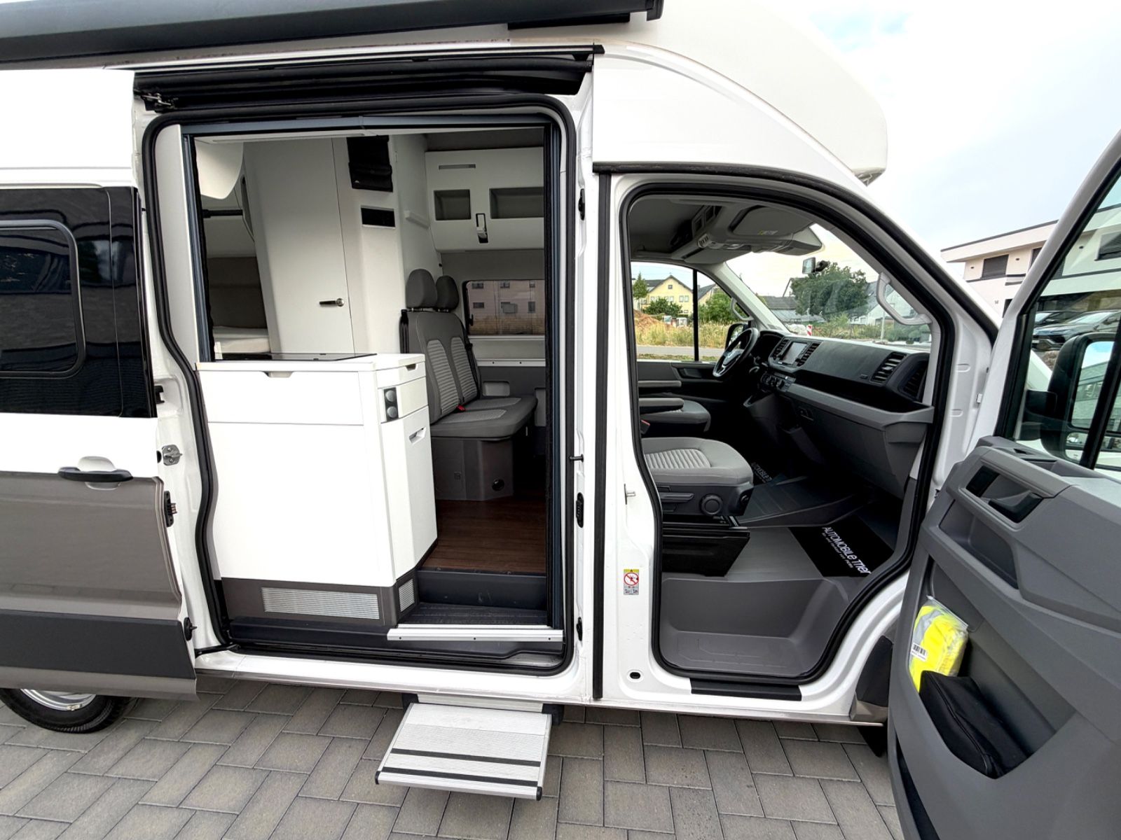 Volkswagen Crafter Grand California 600 FWD *GARANTIE* - Bild 9 Volkswagen Crafter Grand California 600 FWD *GARANTIE* als Wohnmobil andere - Fahrzeugfoto 9
