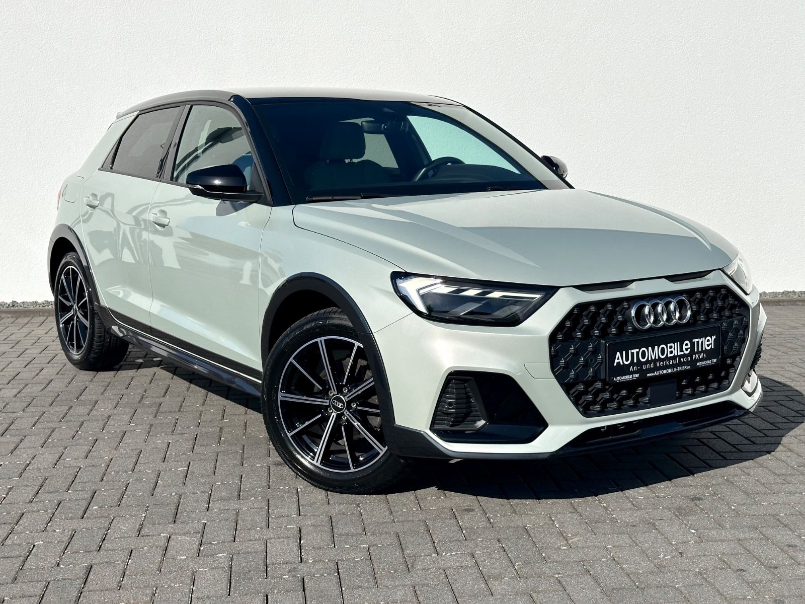 Audi A1 allstreet 35 TFSI*Garantie*LED*Navi*Sonos*App - Bild 3 Audi A1 allstreet 35 TFSI*Garantie*LED*Navi*Sonos*App in Silber als Kleinwagen - Fahrzeugfoto 3