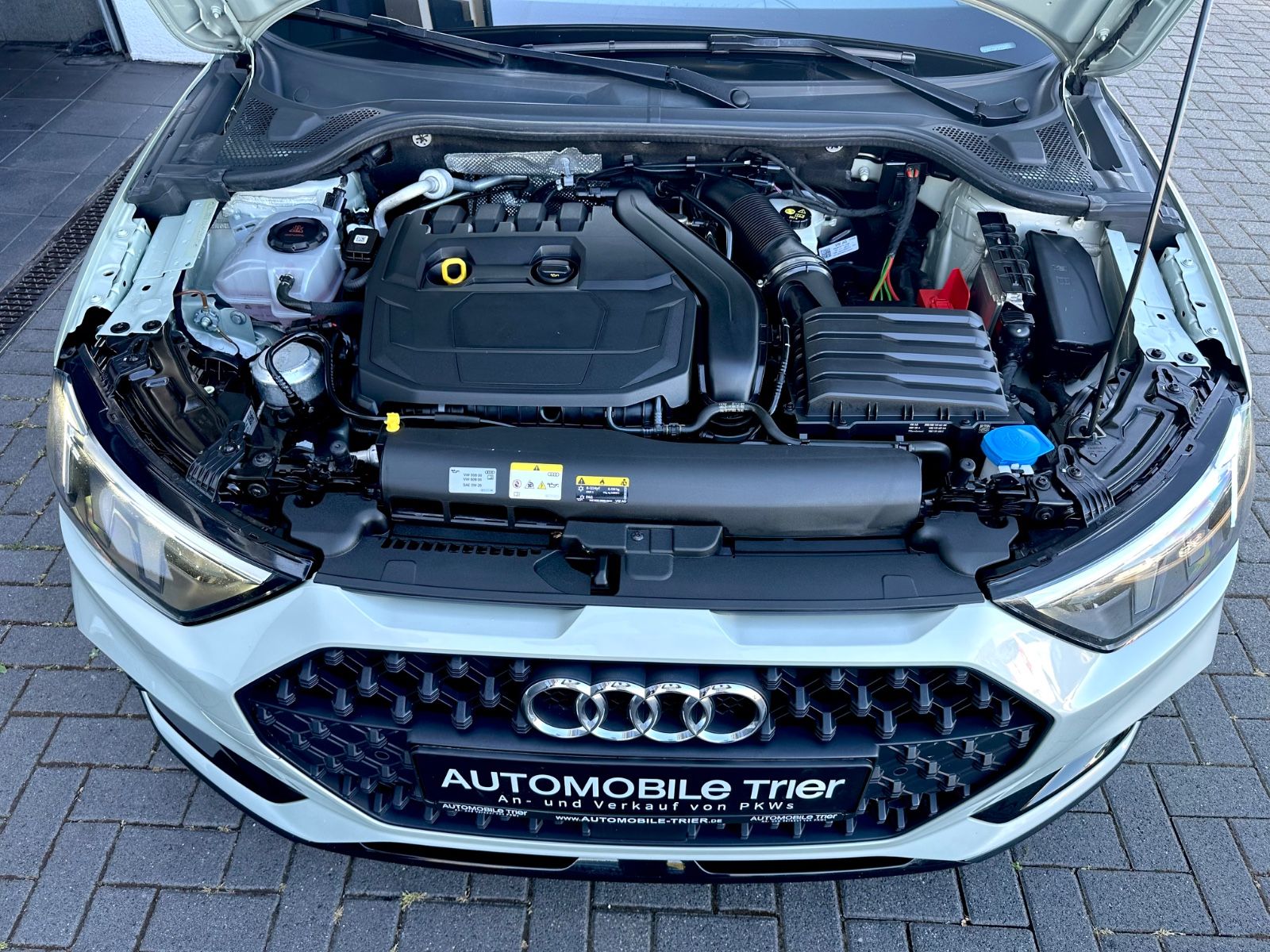 Audi A1 allstreet 35 TFSI*Garantie*LED*Navi*Sonos*App - Bild 23 Audi A1 allstreet 35 TFSI*Garantie*LED*Navi*Sonos*App in Silber als Kleinwagen - Fahrzeugfoto 23