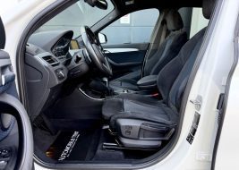 BMW X1 20i xDrive M Sport Paket /NAVI/LED/CAM/1.HAND in Weiß als SUV/Geländewagen/Pickup - Fahrzeugfoto 8