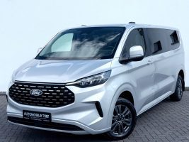 Ford Tourneo Custom 2.0d EcoBlue L2 Titanium 9.Sitzer in Silber als Van/Minibus - Fahrzeugfoto 1