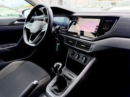 Volkswagen Polo VI /LED/PDC/CARPLAY/1.HAND/GARANTIE/ in Schwarz als Limousine - Fahrzeugfoto 12